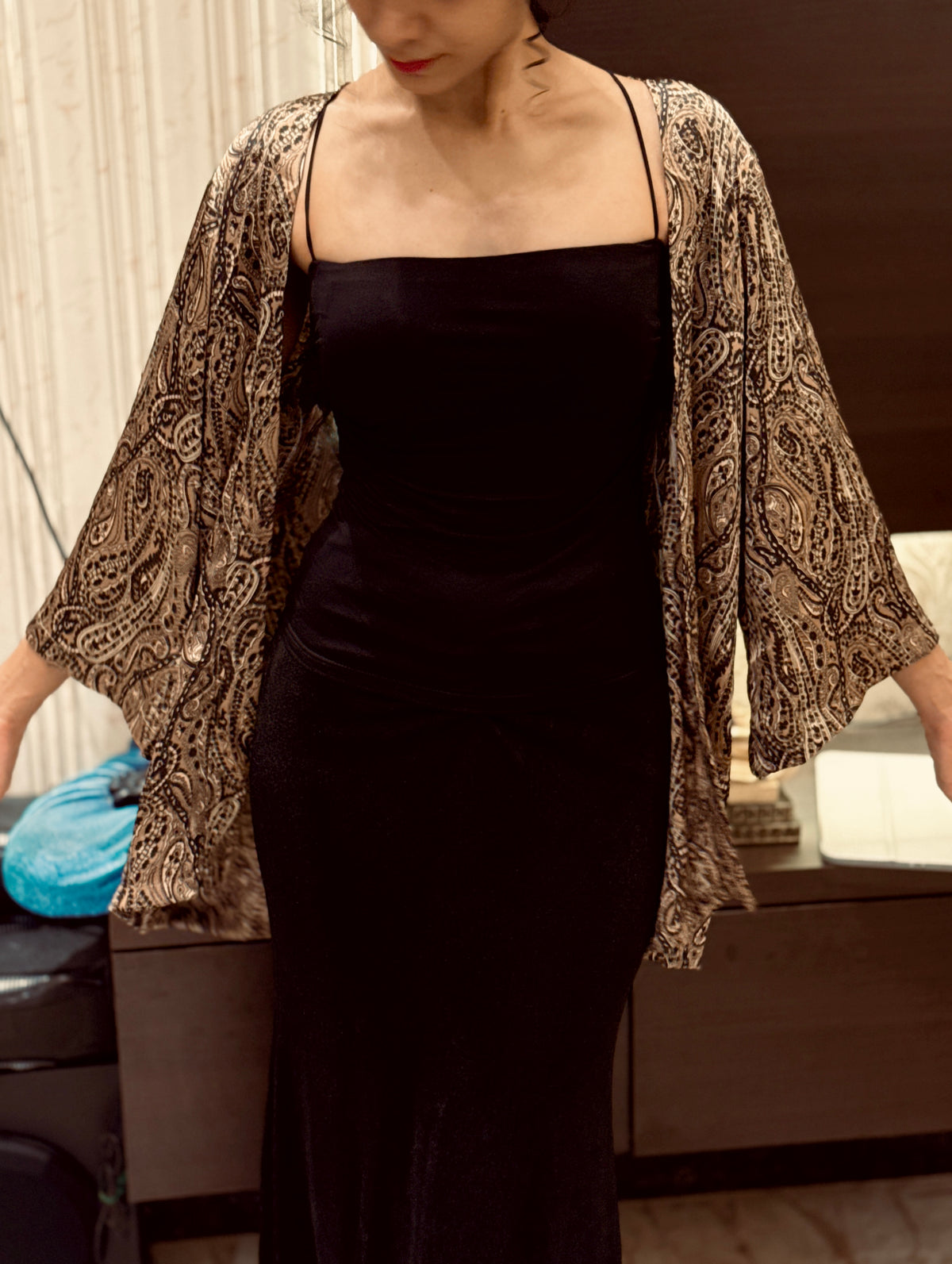 Desert Pailsey Shrug